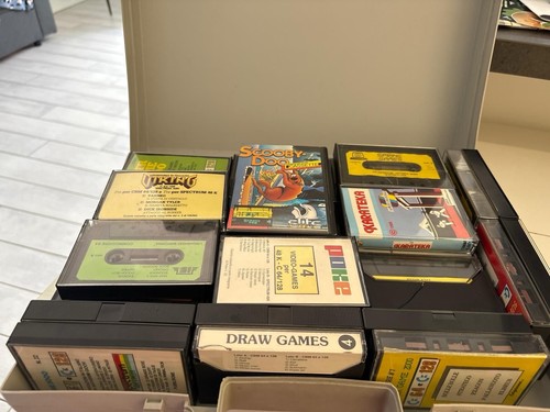 Valigetta con cassette vari