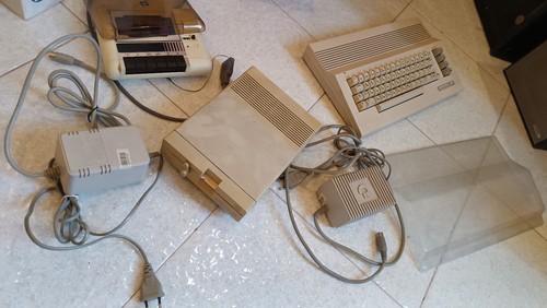 Commodore 64c 1984 completo