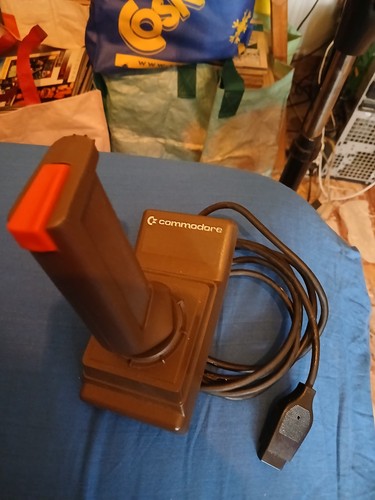 Commodore joystick 2 - +,